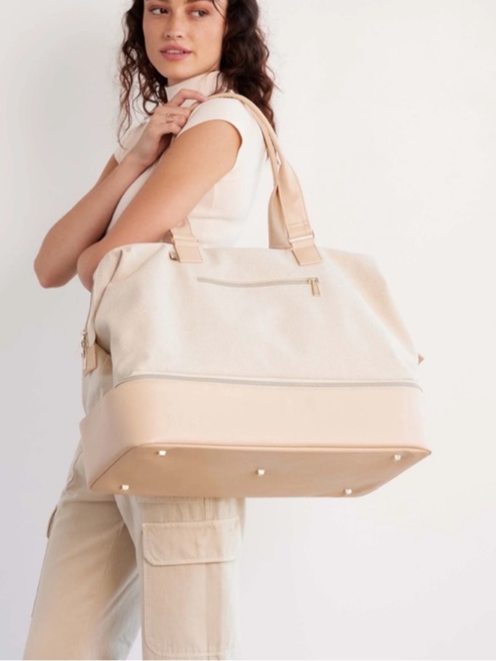 BEIS The Weekender in Beige
